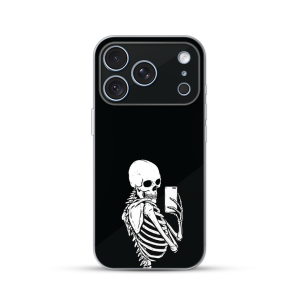 Silikonska Maskica za iPhone 18 Pro - Looks To Die For