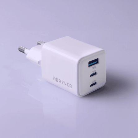 Forever zidni strujni adapter PD QC GaN - 1x USB - 2x Type C utor (65W) - bijeli 247316