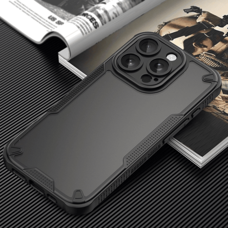 Defender Matt maskica za iPhone 16 Pro - Crna 250062