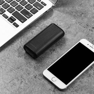 BT2 Powerbank – 5200 mAh + Micro USB - crna
