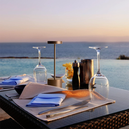 Premium LED stolna lampa na dodir - bakrena 262066