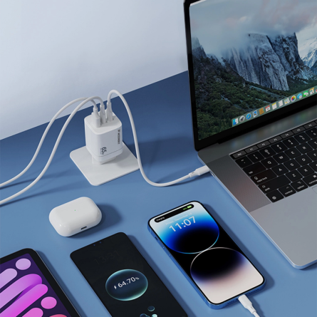 Wozinsky zidni punjač PD - 2x Type C + 1x USB - 65W 251338